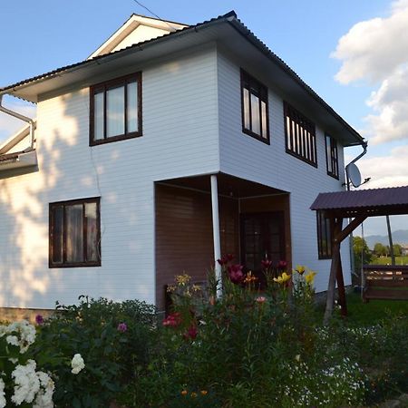 Юрдар Villa Iltsi Exterior foto